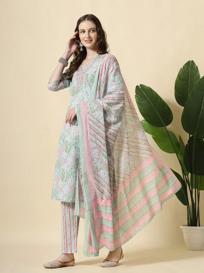 Green Pure Cotton Floral Print Thread Work Kurta Set With Pant & Dupatta