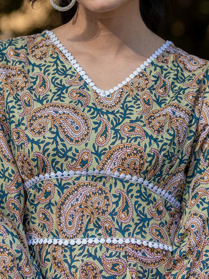 Green Pure Cotton Paisley And Tassels Were Dress