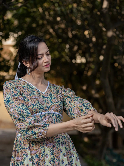 Green Pure Cotton Paisley And Tassels Were Dress