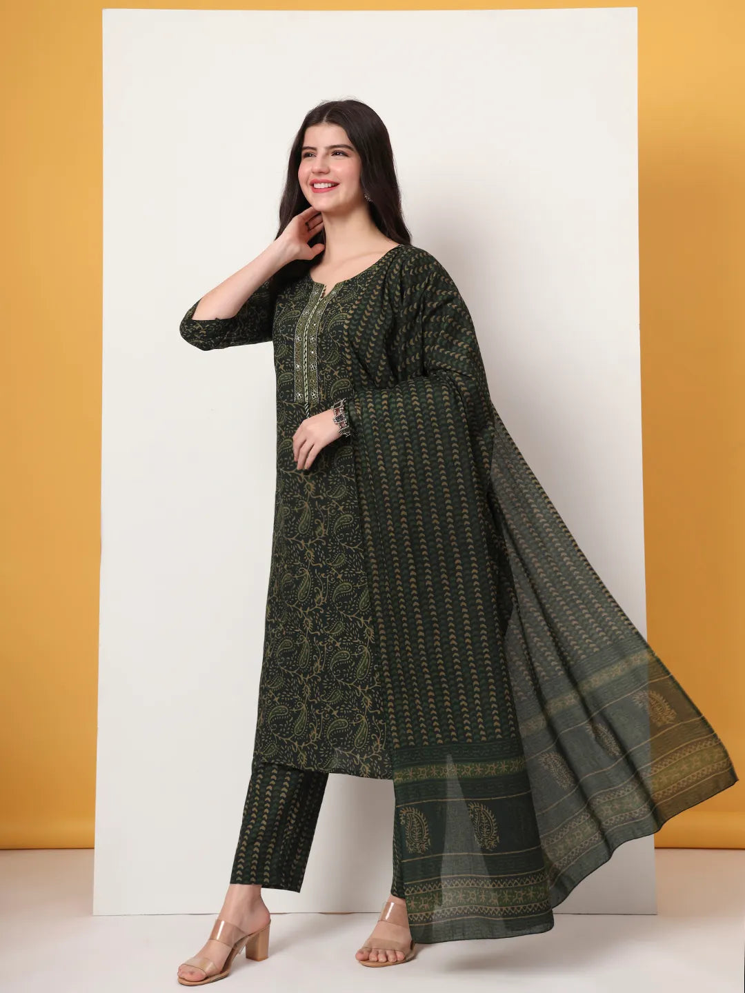 Green Pure Cotton Paisley Print Kurta Dupatta Pant Set