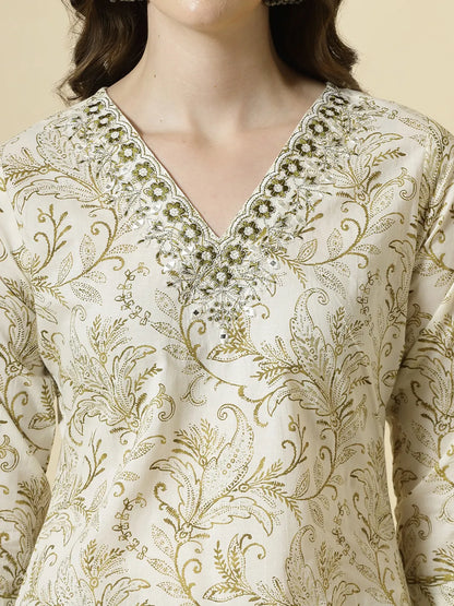 Green Pure Cotton Paisley Thread Work Kurta Dupatta Pant Set