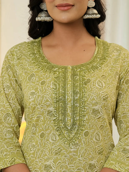 Green Pure Cotton Thread Work Sequins Work Kurta Dupatta Pant Set