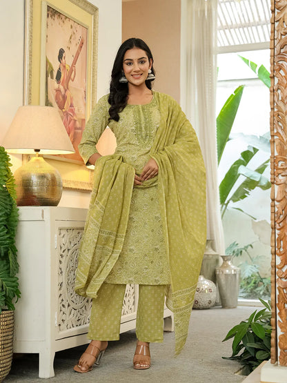 Green Pure Cotton Thread Work Sequins Work Kurta Dupatta Pant Set