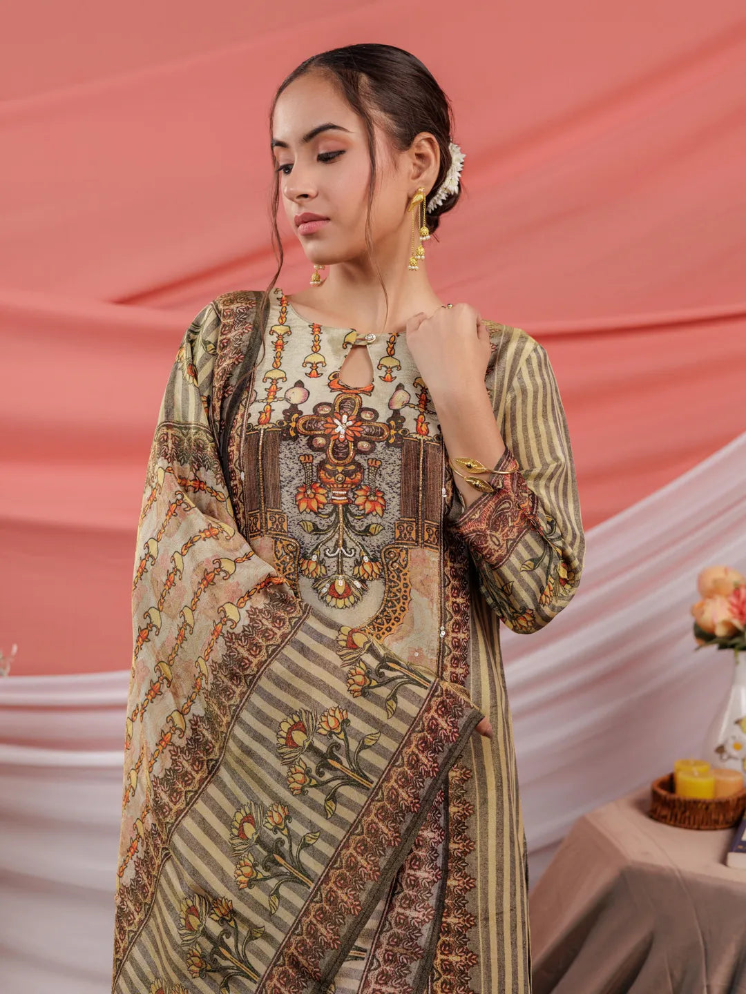 Green Pure Shimmer Tissue With Pure Viscose Trouser Shimmer Dupatta Set