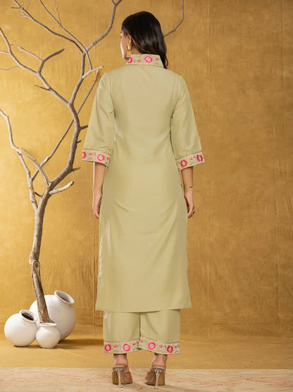 Green Silk Blend Pakistani Style Kurta Dupatta Set