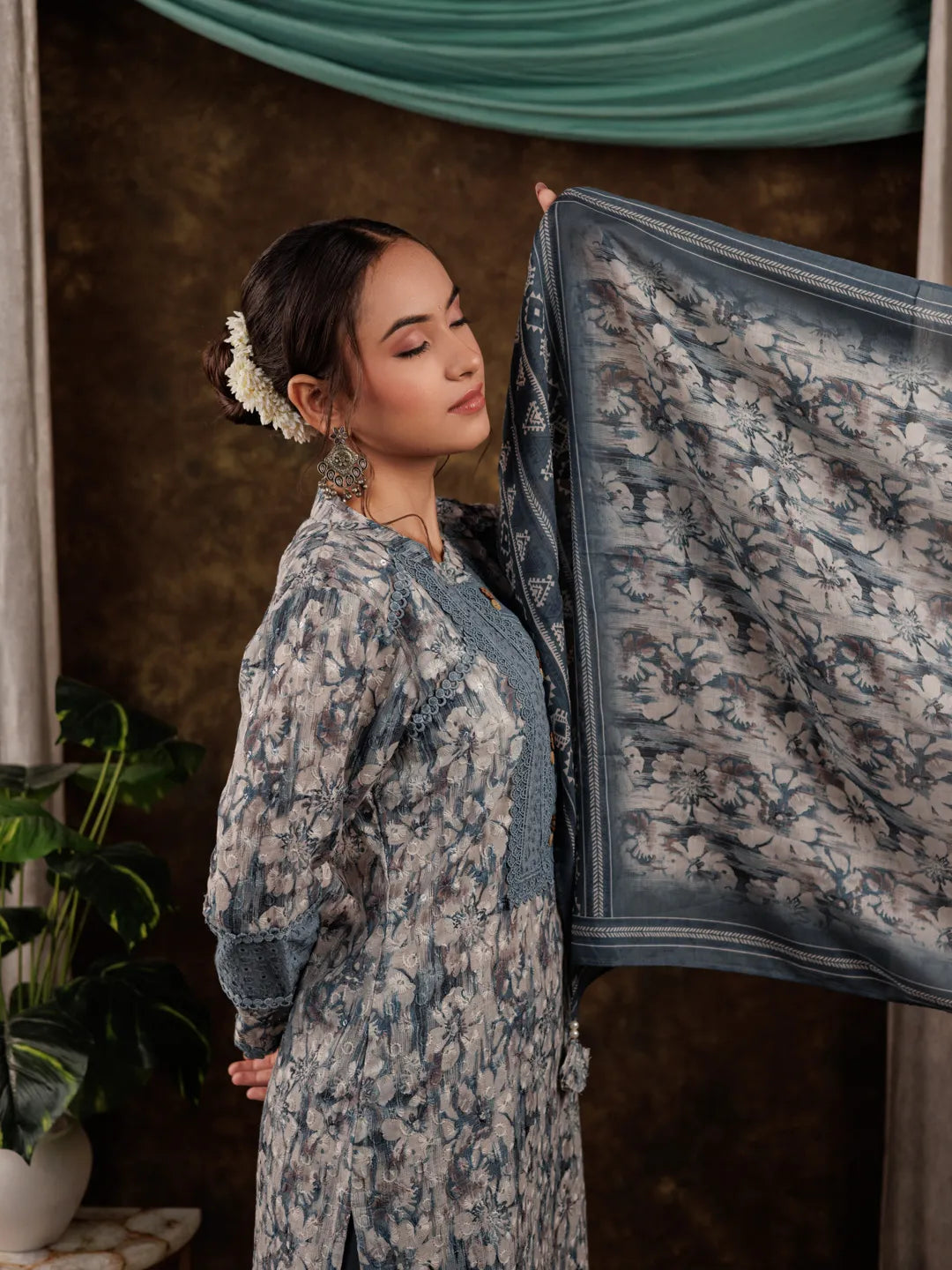 Grey Cotton Schiffli Kurta Dupatta Set With Lace Detailing