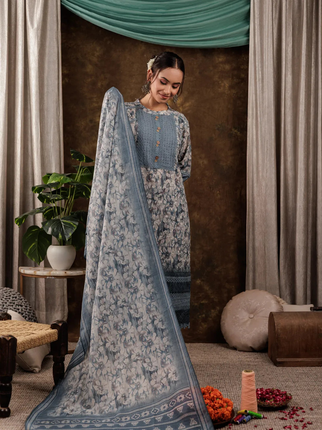 Grey Cotton Schiffli Kurta Dupatta Set With Lace Detailing