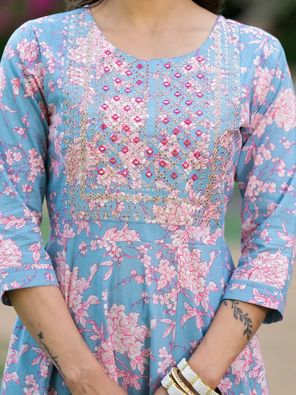 Grey Zari Work Anarkali Kurta Pant Dupatta Set