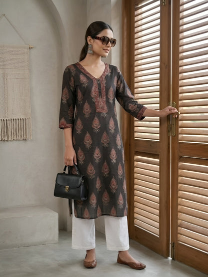 Printed Straight Kurta With Three Quarter Sleeves