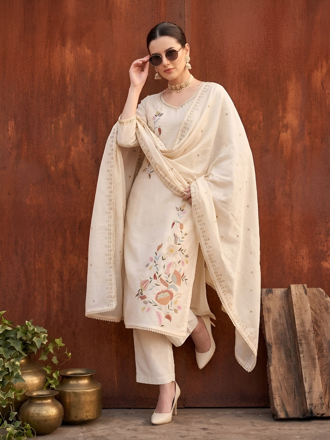 Embroidered Kurta Set With Dupatta