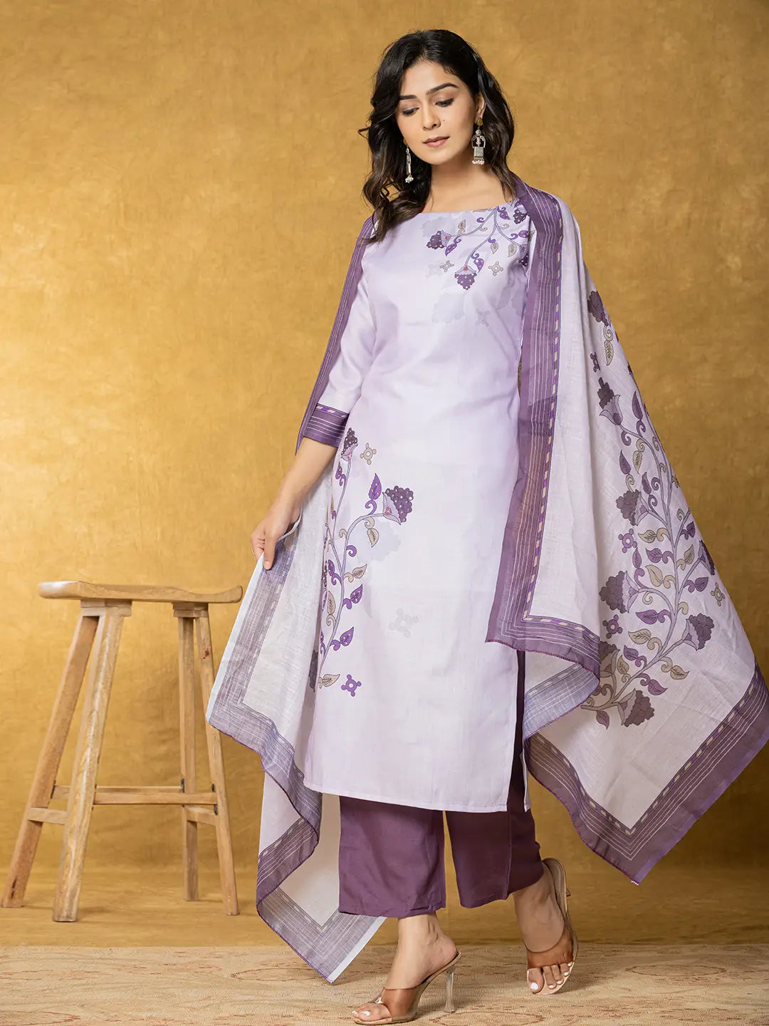 Lavender And White Linen Kurta Dupatta Pant Set