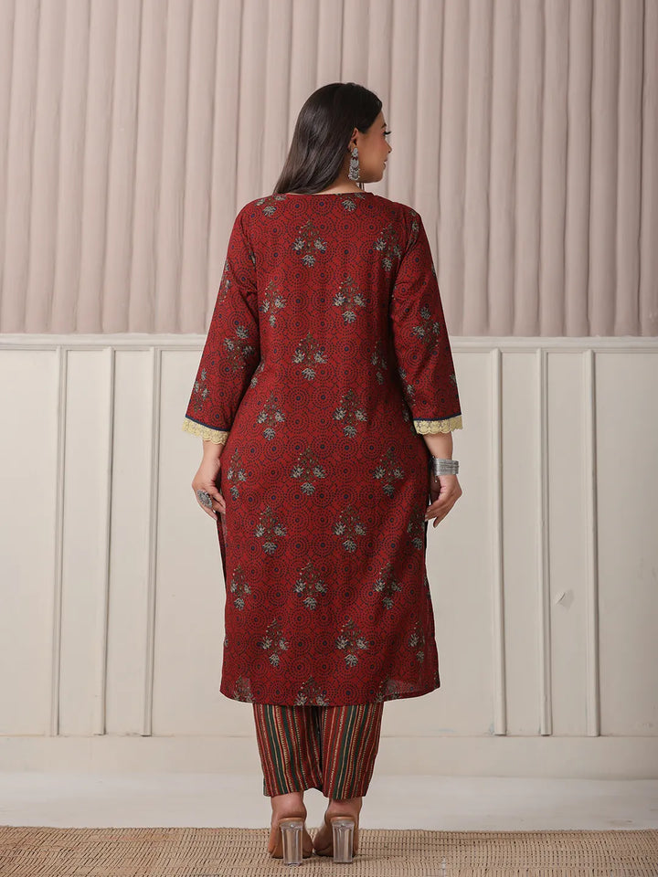 Maroon Floral Print Patch &amp; Lace Work Plus Size Kurta Set With Pant &amp; Dupatta