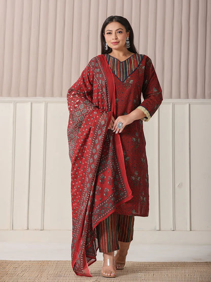 Maroon Floral Print Patch & Lace Work Plus Size Kurta Set With Pant & Dupatta
