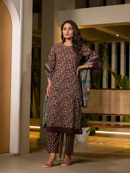 Maroon Floral Print Piping On Yoke Pakistani Style Kurta With Trousers And Dupatta Set