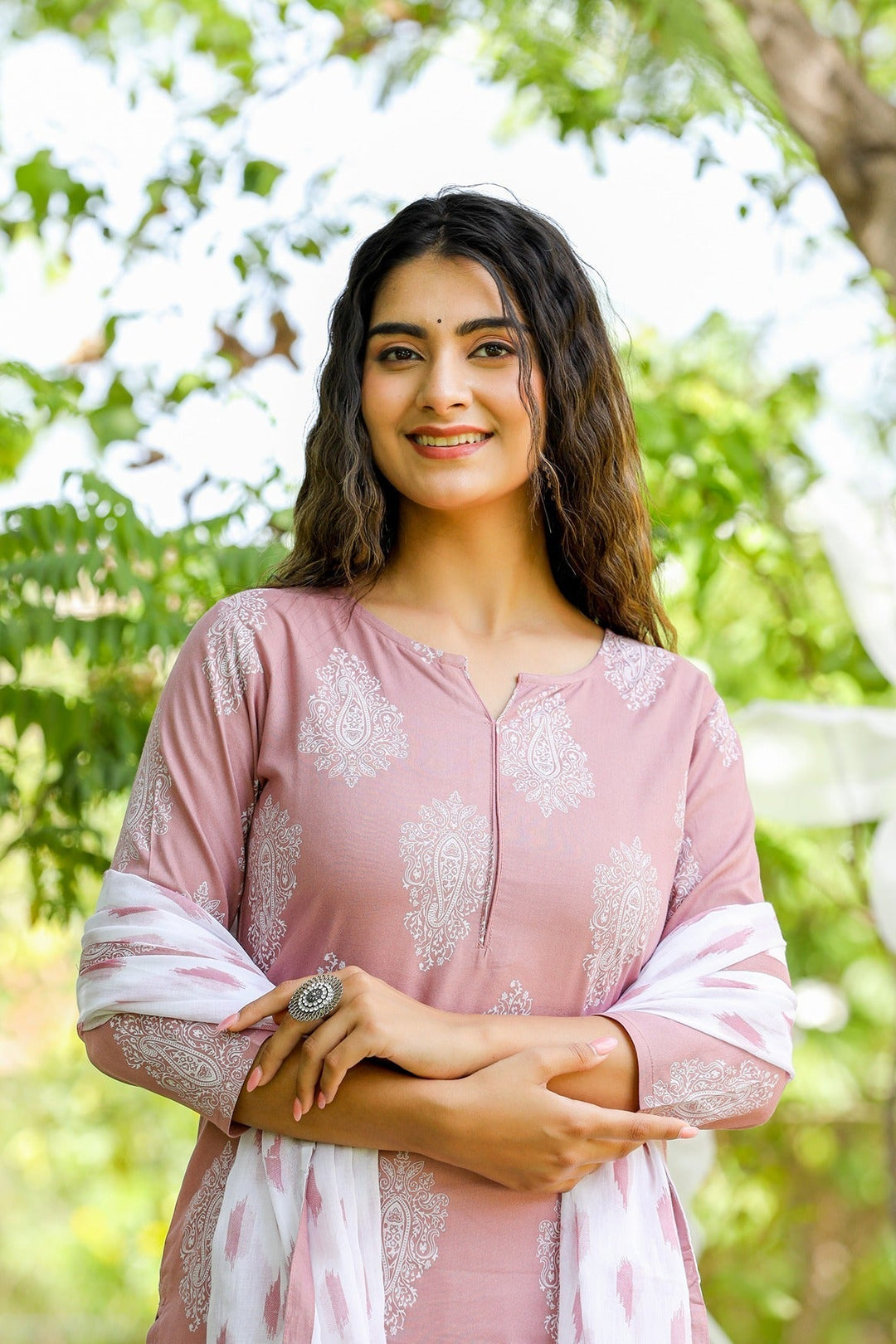 Mauve &amp; Off White Printed Dupatta Set