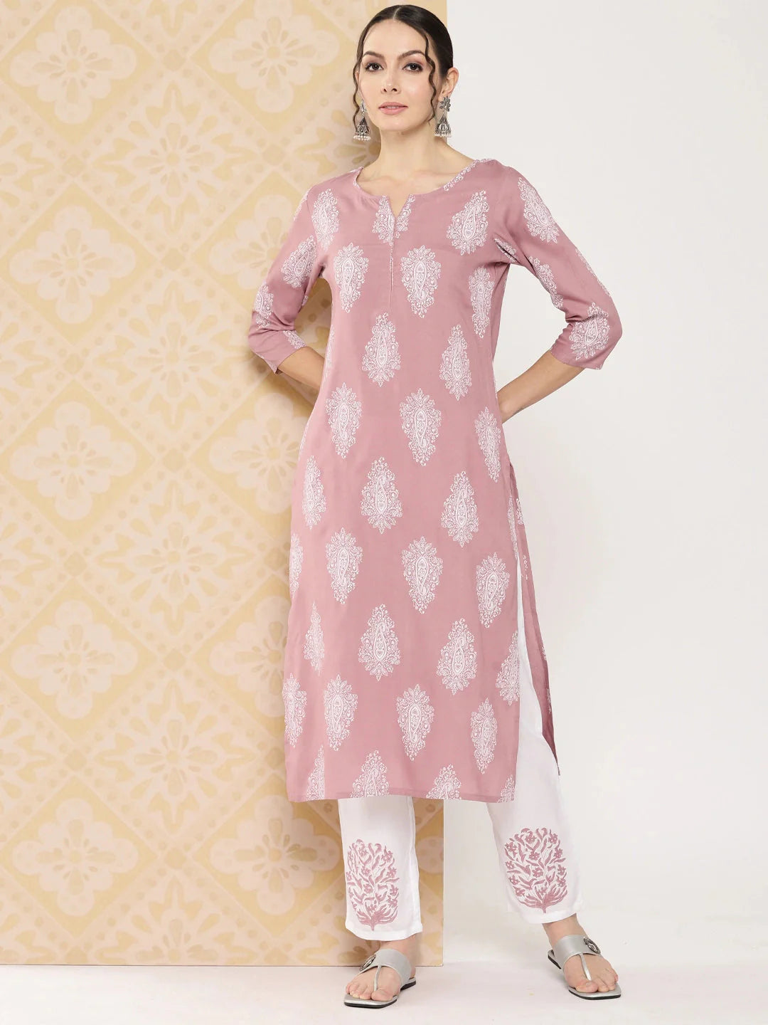 Mauve Women Ethnic Motifs Printed Regular Kurta With Trousers