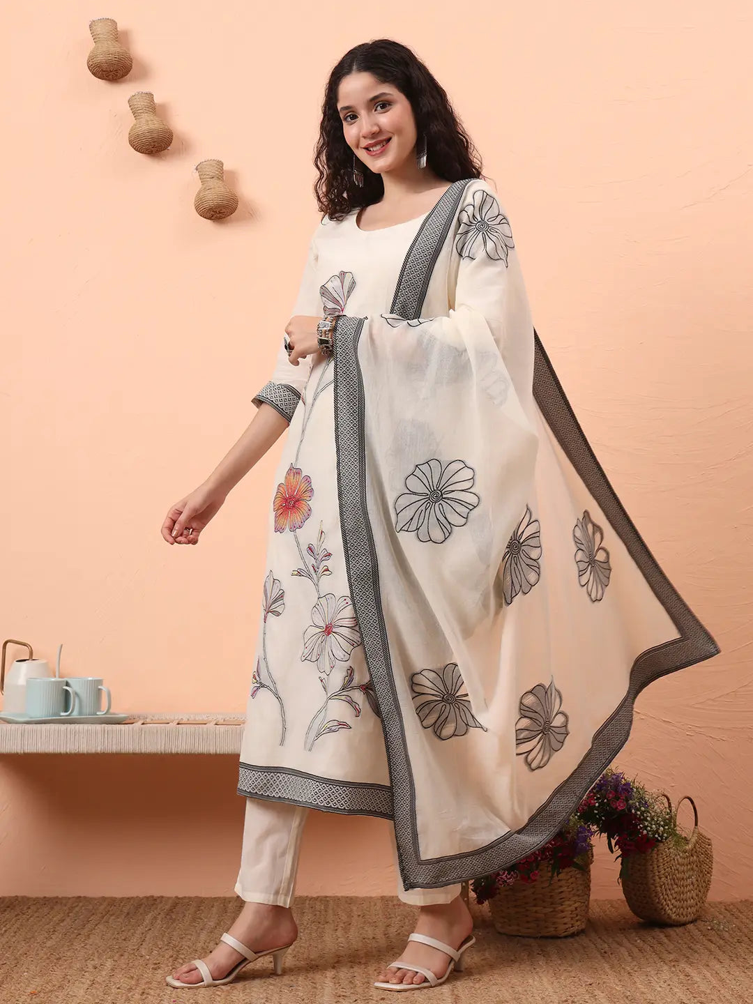 Off-White Handloom Cotton Weaved  Kurta Dupatta Pant Set With Cotton Mal Lining