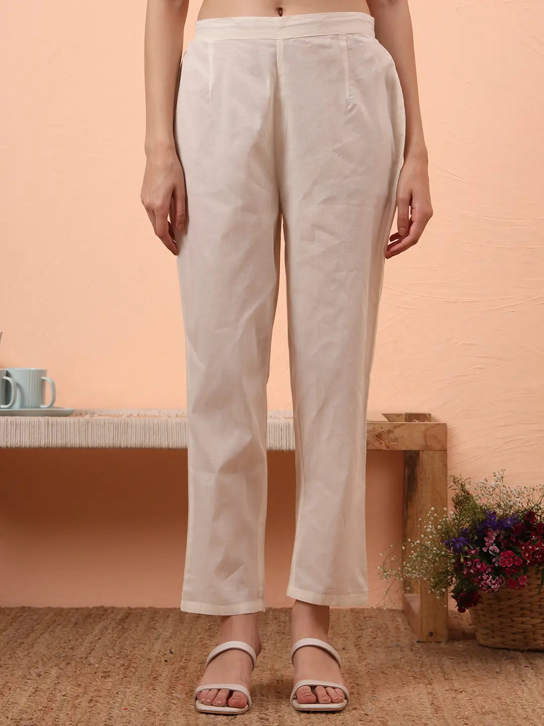 Off-White Handloom Cotton Weaved  Kurta Dupatta Pant Set With Cotton Mal Lining