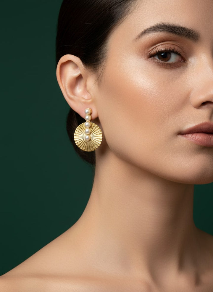 Korean Style Pearls in Round Shape Drop Earring