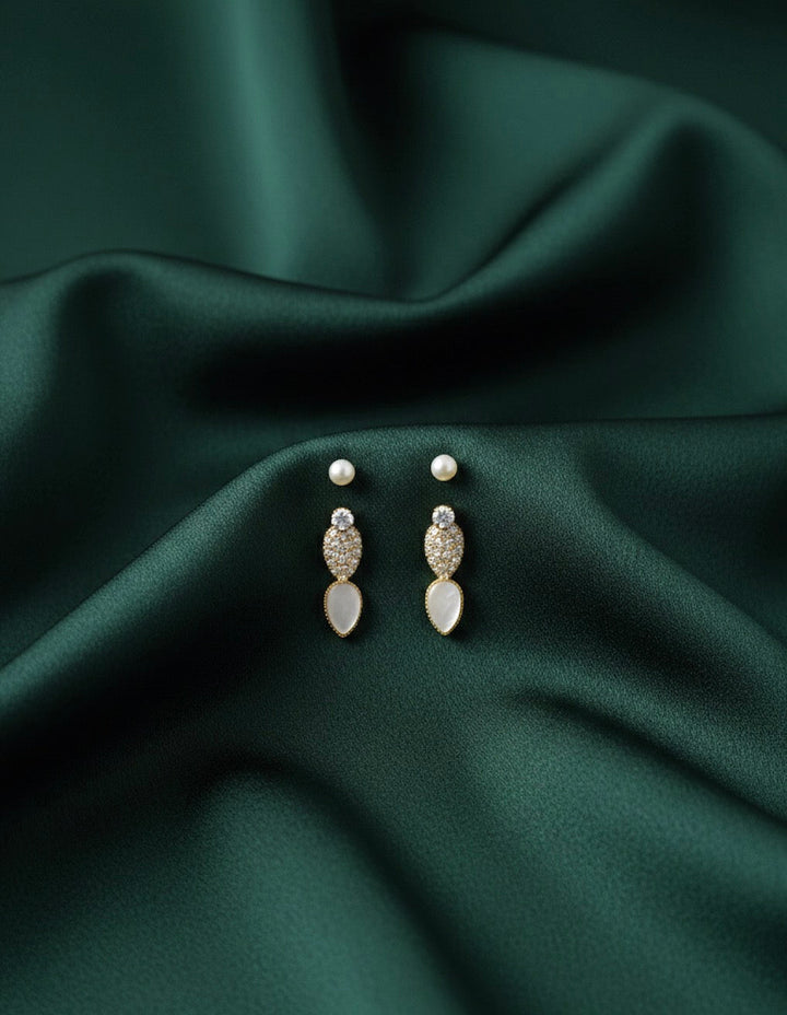 Off White Pack of 2 Lightweight Mini Studs