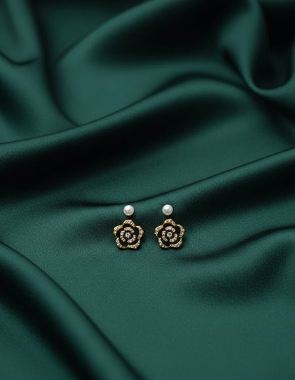 Trendy Pack of 2 Lightweight Mini Studs