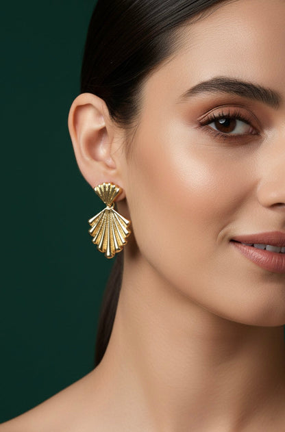 Trendy Sea Shell Design Earrings