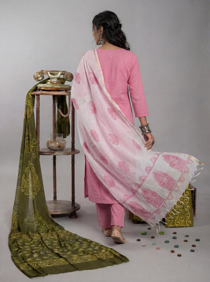 Silk Blend Straight Kurta Pant With Handblock Print Kota Doriya Dupatta Set