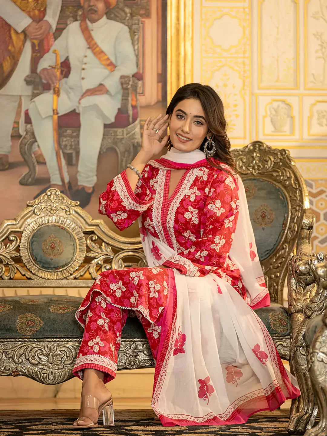 Pink Floral Print Straight Pakistani Style Kurta Trouser And Dupatta Set