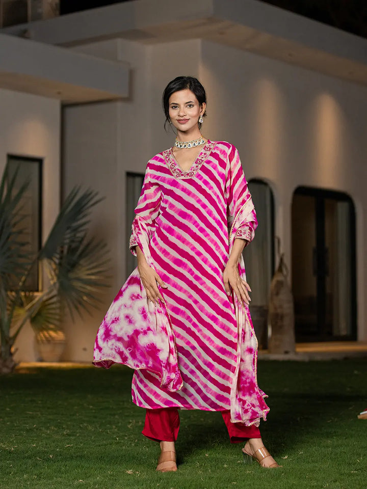 Pink Leheriya Print Poly Georgette Straight Suit Set