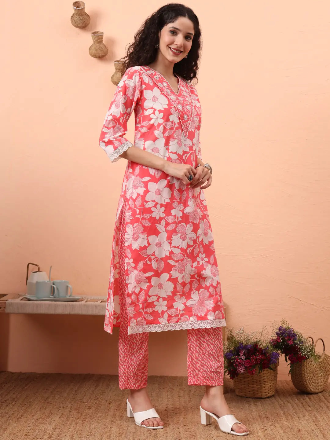 Pink Pure Cotton Ethnic Motifs Straight Kurta Pant Set