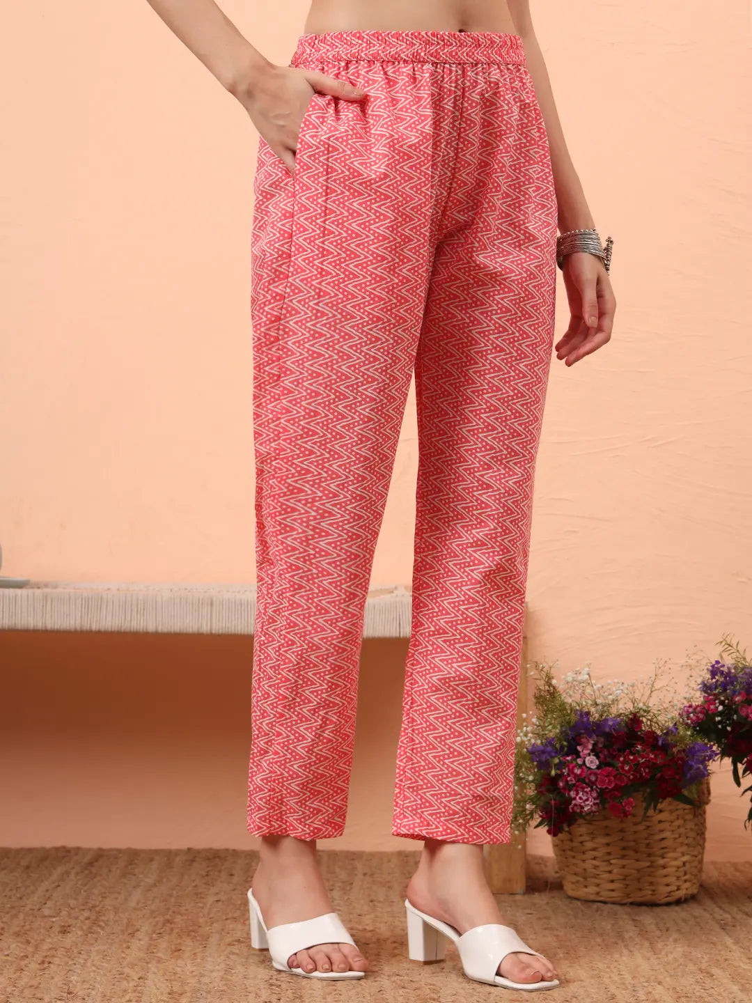 Pink Pure Cotton Ethnic Motifs Straight Kurta Pant Set