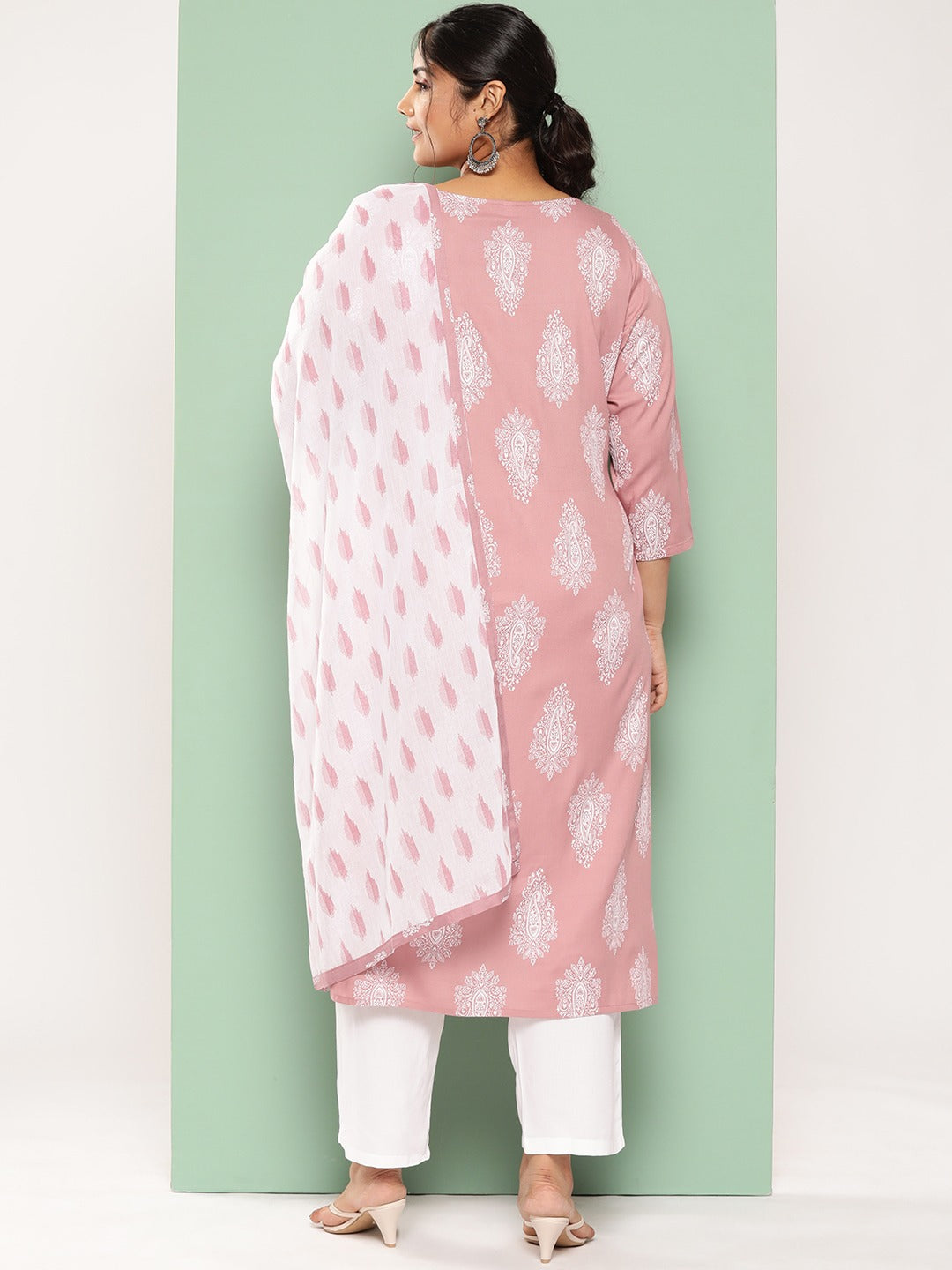 Plus Size Ethnic Motifs Printed Regular Kurta With Trousers &amp; With Dupatta
