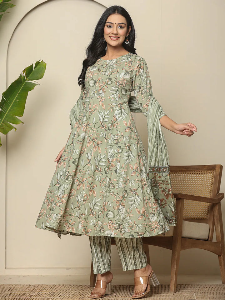 Pure Cotton Green Maternity Kurta Set With Pant &amp; Dupatta