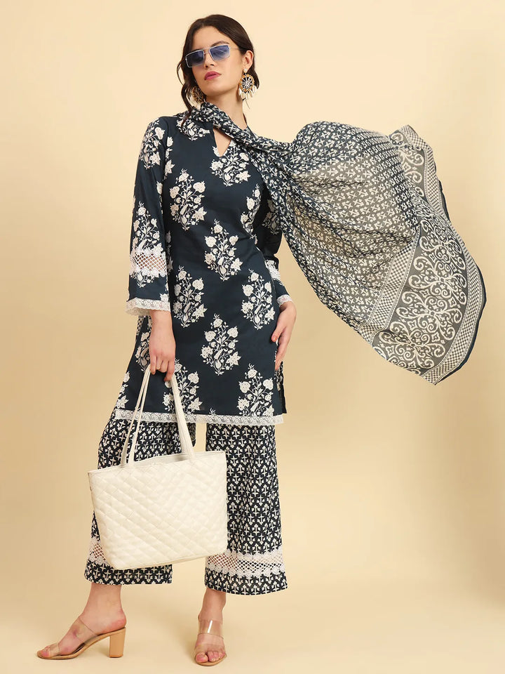 Pure Cotton Pakistani Style Kurta Set With Pant &amp; Dupatta With Lace Detailing