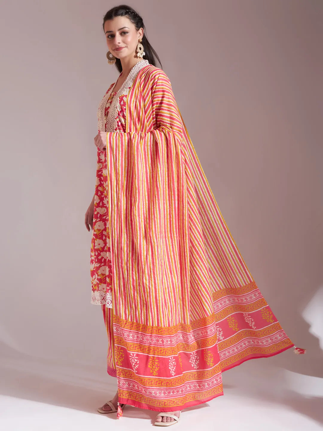 Pure Cotton Pink Kurta Dupatta Set With Lace Detailing