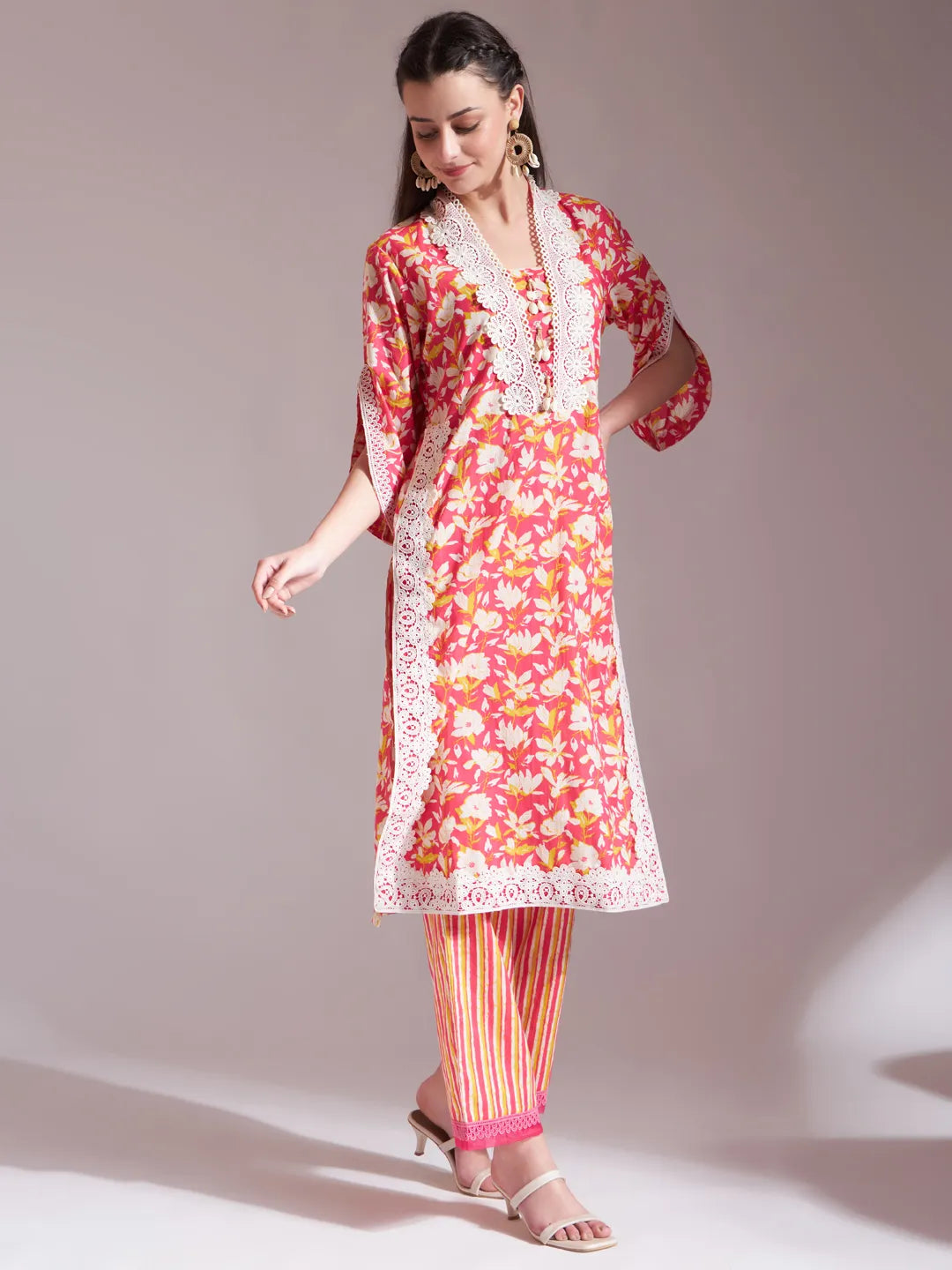 Pure Cotton Pink Kurta Dupatta Set With Lace Detailing