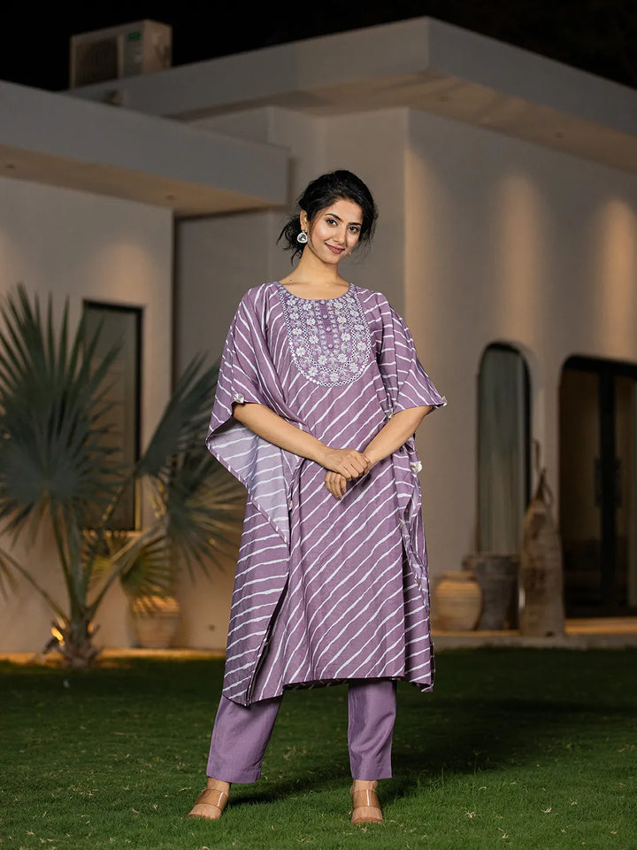 Leheriya Embroidered Kaftan Kurta Set