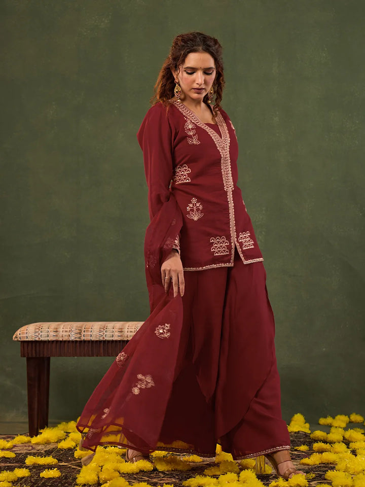 Red Embroidered Straight Silk Blend Long Sleeves Kurti Palazzo Dupatta Set