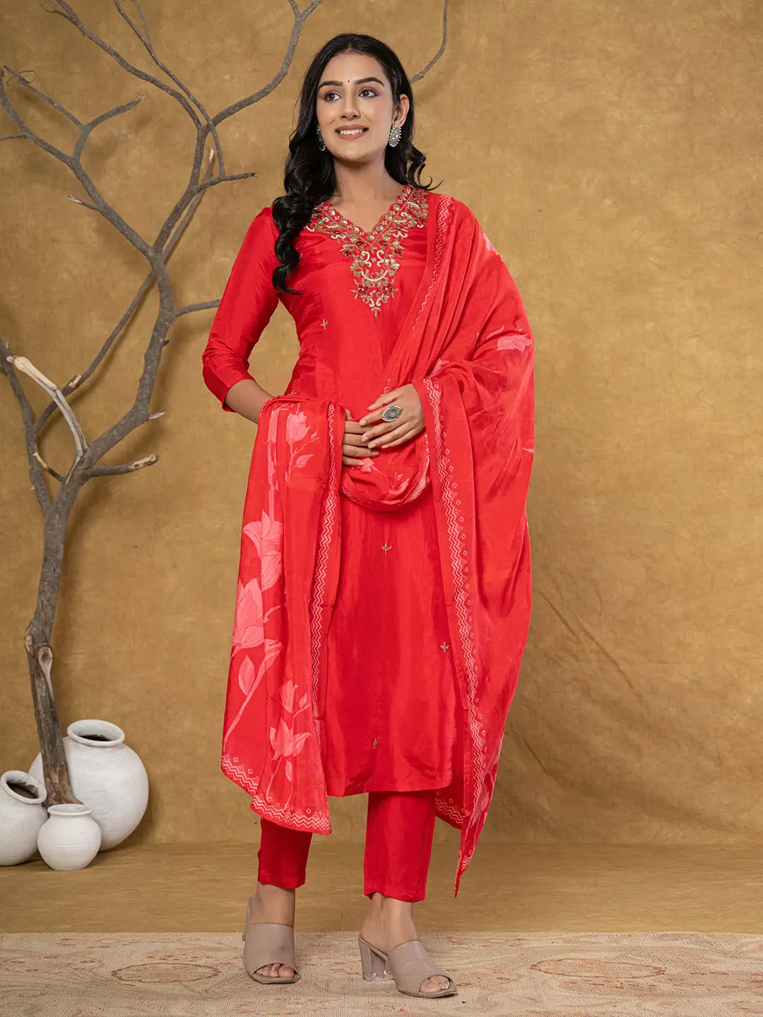 Women's Red Silk Blend Red Pure Uppada Silk Handwork Kurta Dupatta Set by Yufta, suitable for wholesale buyers, boutiques, retailers, resellers and bulk fashion orders from Trendphoria