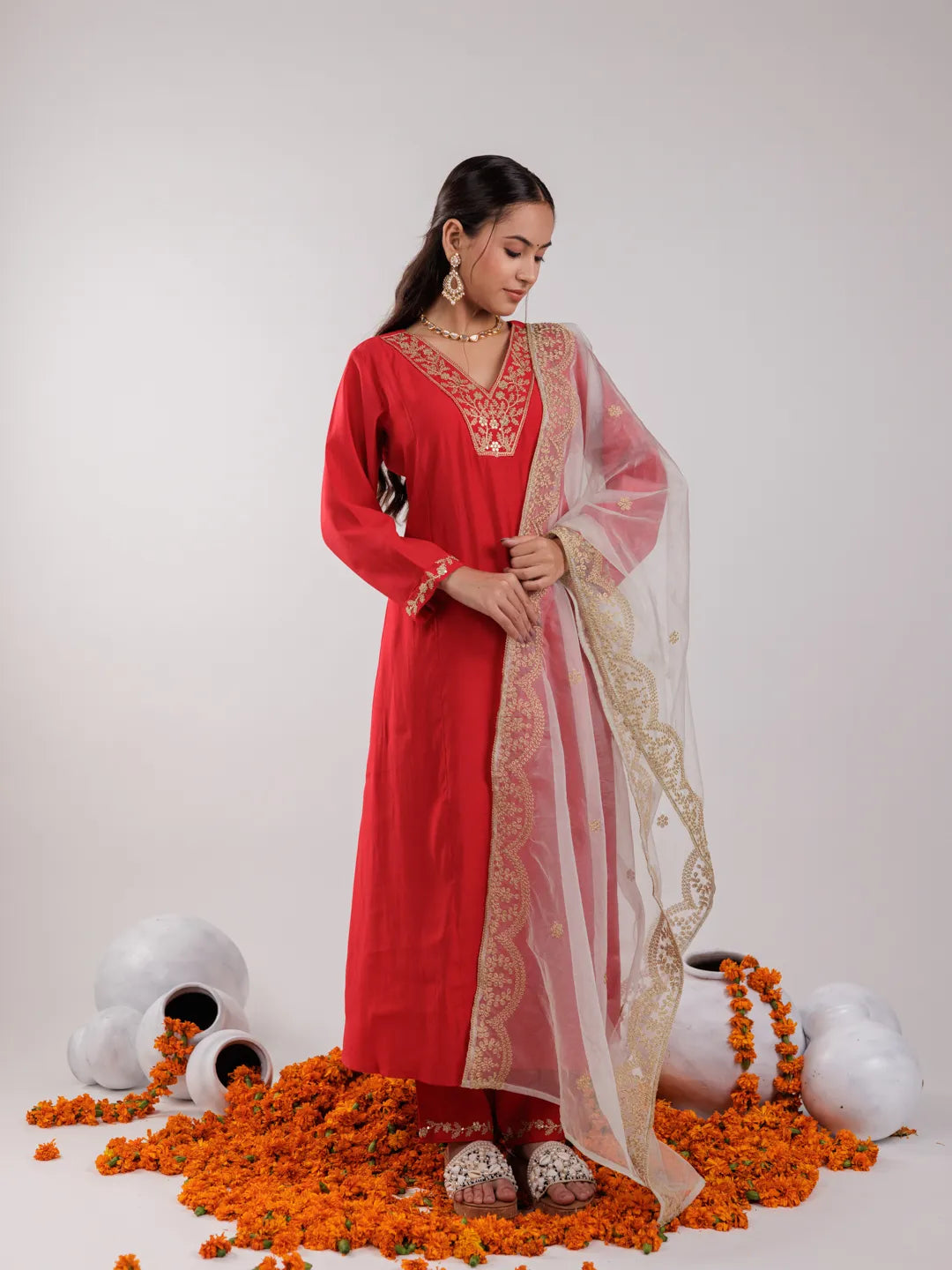 Women's Red Cotton Red Silk Embroidered Kurta Dupatta Set by Yufta, suitable for wholesale buyers, boutiques, retailers, resellers and bulk fashion orders from Trendphoria