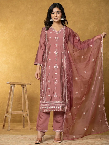 Women's Rust Silk Blend Rust Silk Kurta Dupatta Pant Set by Yufta, suitable for wholesale buyers, boutiques, retailers, resellers and bulk fashion orders from Trendphoria
