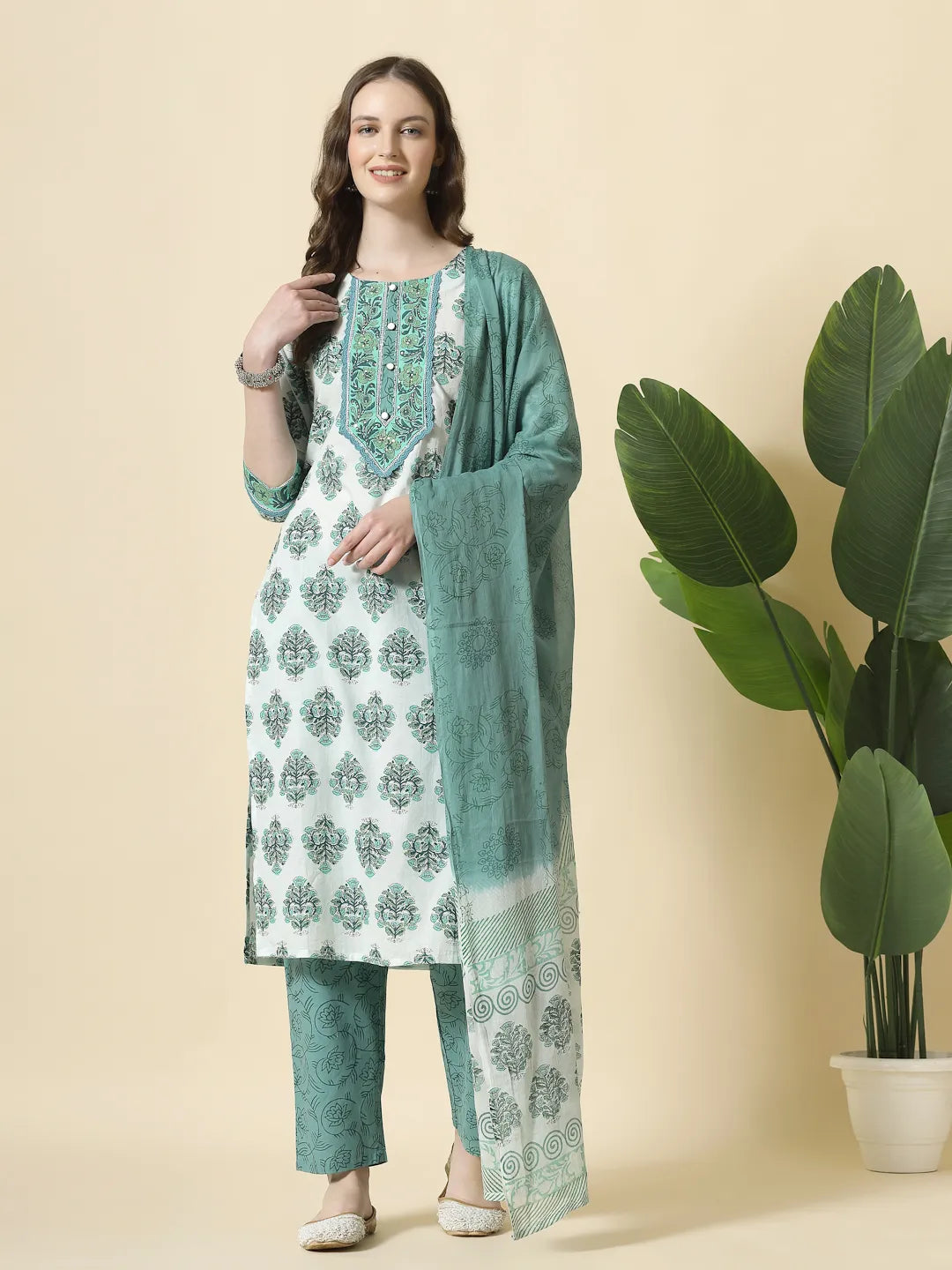 Sea Green And White Cotton Cut Dana Work Kurta Set With Pant & Dupatta