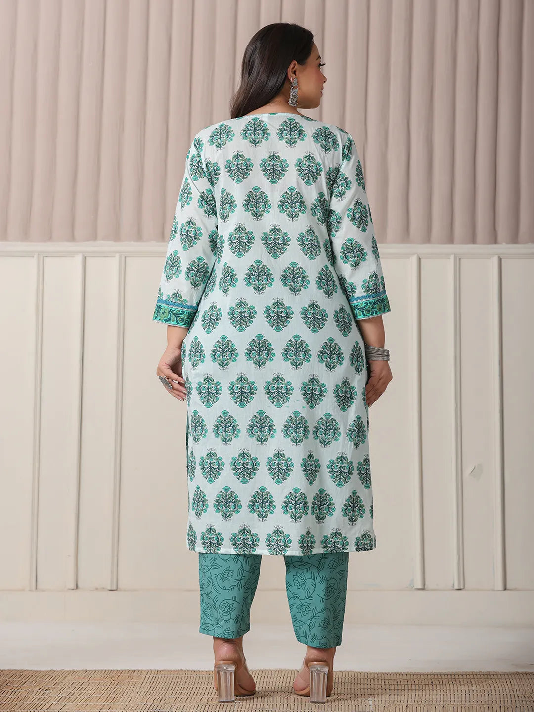 Sea Green And White Cotton Cut Dana Work Plus Size Kurta Set With Pant & Dupatta
