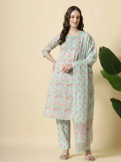 Women's Green Cotton Sea Green Pure Cotton Floral Thread Work Kurta Dupatta Pant Set by Yufta, suitable for wholesale buyers, boutiques, retailers, resellers and bulk fashion orders from Trendphoria