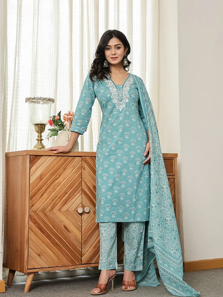 Torques Blue Pure Cotton Kurta Dupatta Set