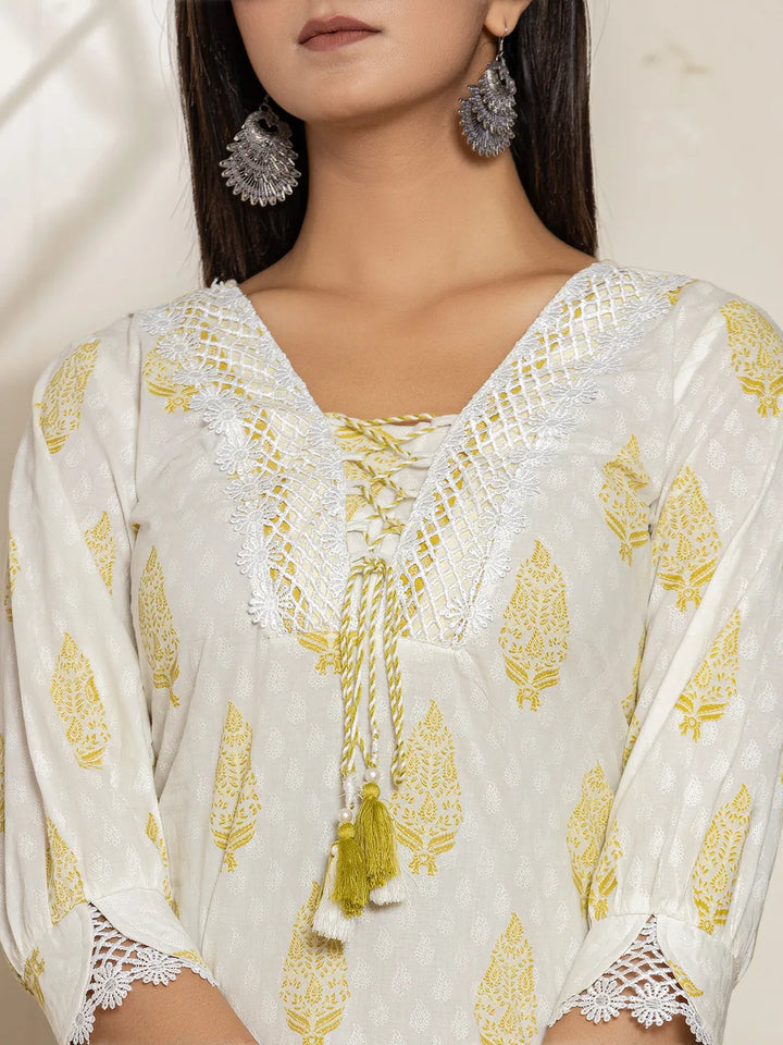 White &amp; Green Floral Cotton Straight Suit Set