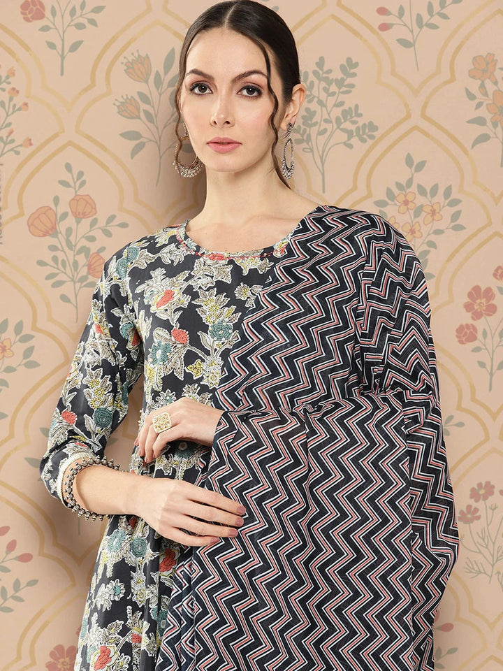 Women Floral Printed Regular Pure Cotton Kurta With Trousers &amp; With Dupatta