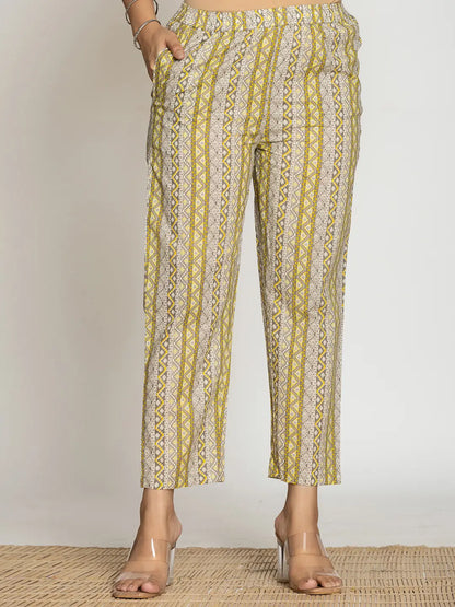 Yellow And Off White Cotton Pakistani Style Kurta Dupatta Set