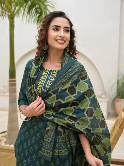Green Cotton Thread Work Sequins Work Zari Work Kurta Set With Dupatta Set