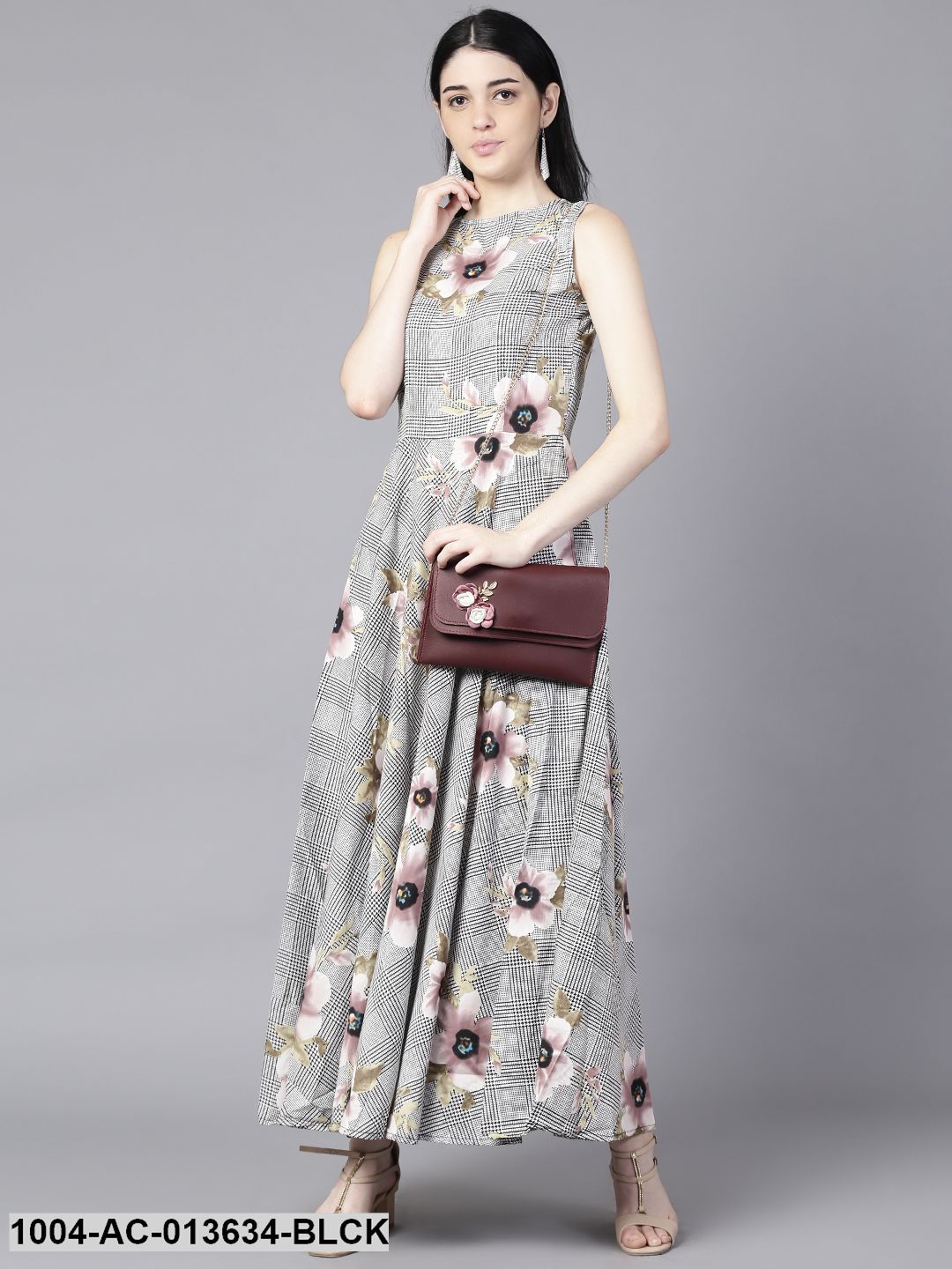 Black (Multi) Floral Printed Round Neck Fit and Flare Dress